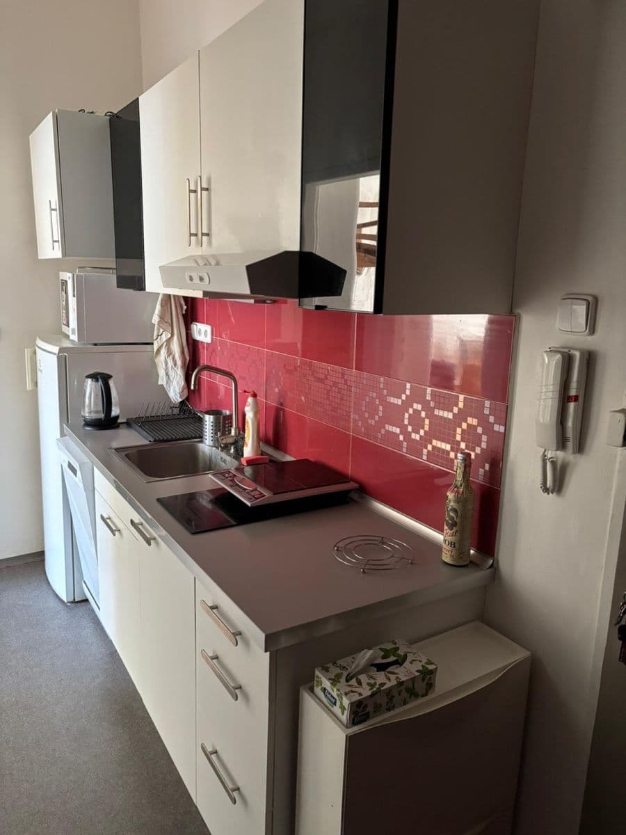 Prenájom bytu 2-izbový 50 m², Na Dlouhém lánu, Praha, Praha Prenájom bytu 2-izbový 50 m², Na Dlouhém lánu, Praha, Praha