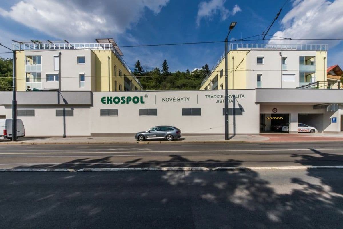 Prenájom bytu 2-izbový 49 m², U plynárny, Praha, Praha Prenájom bytu 2-izbový 49 m², U plynárny, Praha, Praha