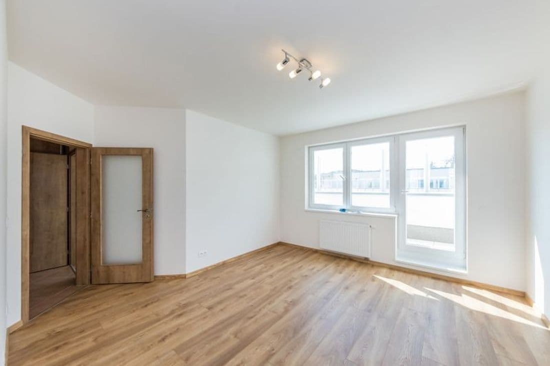 Prenájom bytu 2-izbový 49 m², U plynárny, Praha, Praha Prenájom bytu 2-izbový 49 m², U plynárny, Praha, Praha