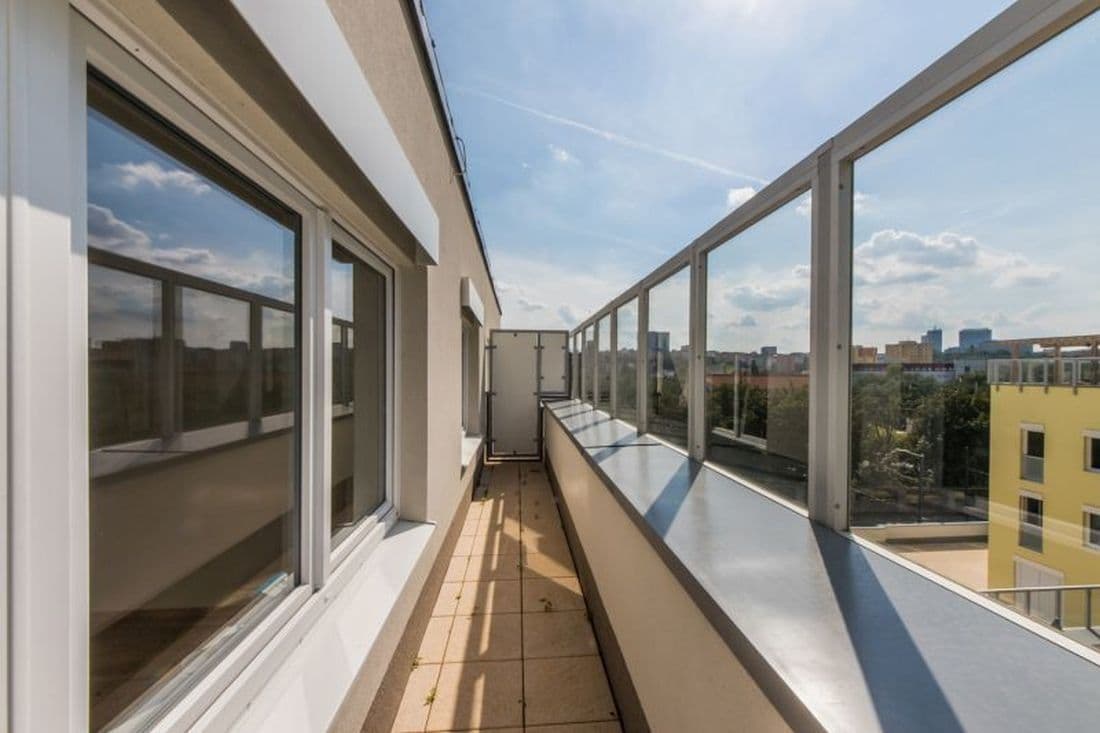 Prenájom bytu 2-izbový 49 m², U plynárny, Praha, Praha Prenájom bytu 2-izbový 49 m², U plynárny, Praha, Praha