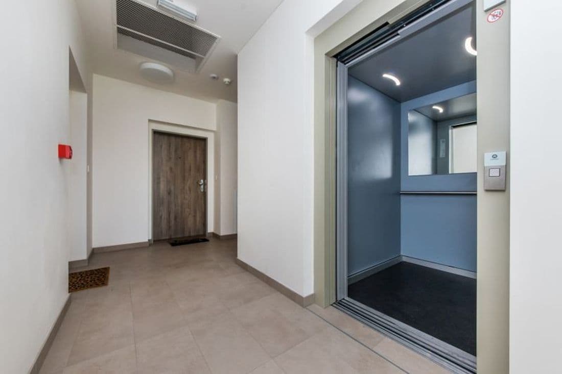 Prenájom bytu 2-izbový 49 m², U plynárny, Praha, Praha Prenájom bytu 2-izbový 49 m², U plynárny, Praha, Praha