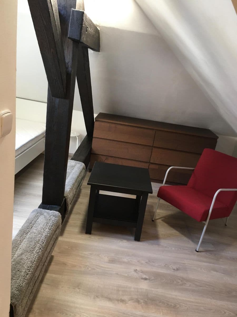 Prenájom bytu 1-izbový 30 m², Nad Vodovodem, Praha, Praha Prenájom bytu 1-izbový 30 m², Nad Vodovodem, Praha, Praha