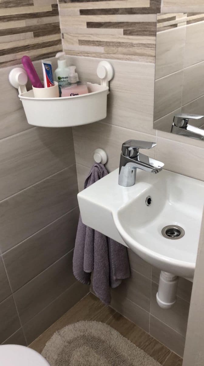 Prenájom bytu 1-izbový 30 m², Nad Vodovodem, Praha, Praha Prenájom bytu 1-izbový 30 m², Nad Vodovodem, Praha, Praha