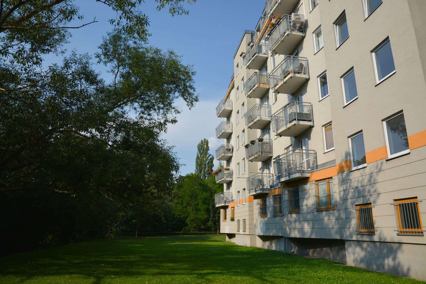 Prenájom bytu 2-izbový 55 m², Kovanecká, Praha, Praha Prenájom bytu 2-izbový 55 m², Kovanecká, Praha, Praha