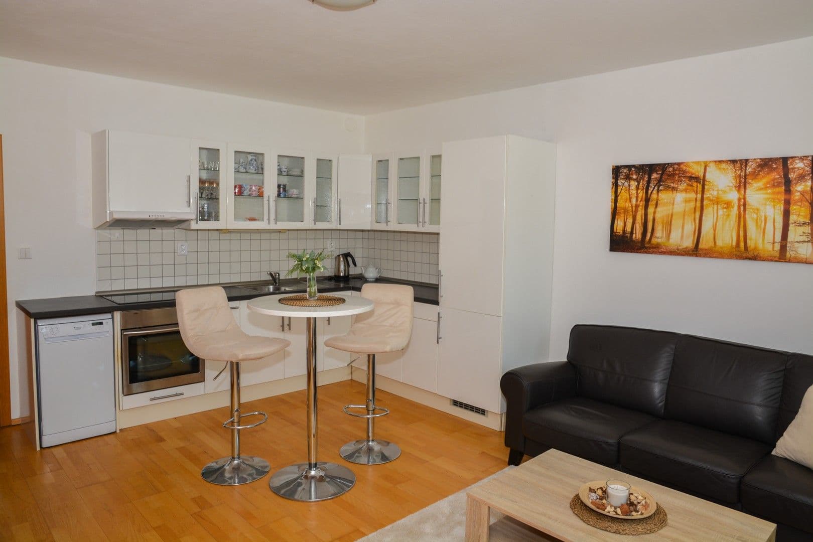 Prenájom bytu 2-izbový 55 m², Kovanecká, Praha, Praha Prenájom bytu 2-izbový 55 m², Kovanecká, Praha, Praha