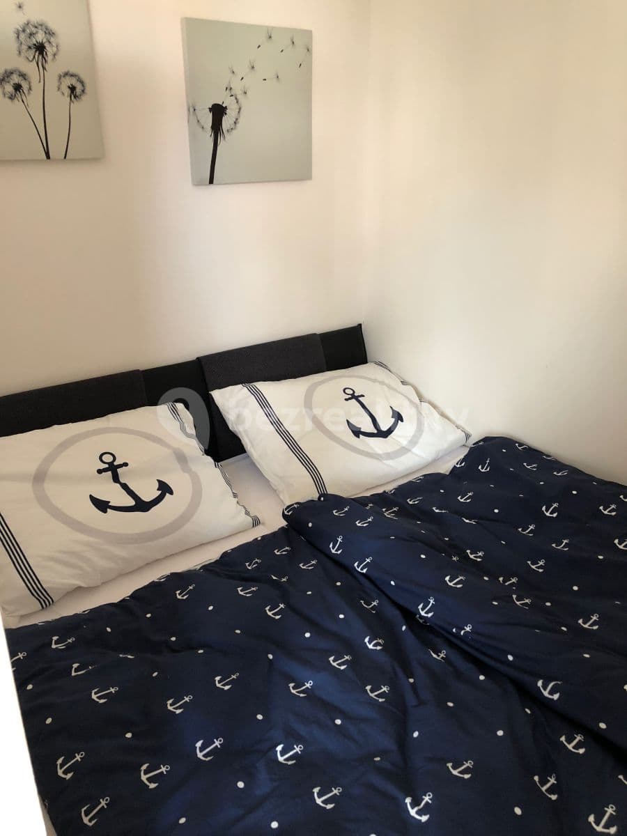 Prenájom bytu 1-izbový 44 m², V Horkách, Praha, Praha Prenájom bytu 1-izbový 44 m², V Horkách, Praha, Praha