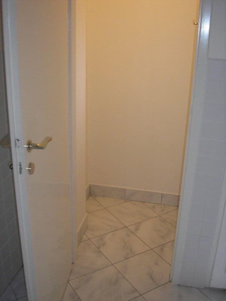 Prenájom bytu 3-izbový 100 m², Francouzská, Praha, Praha Prenájom bytu 3-izbový 100 m², Francouzská, Praha, Praha