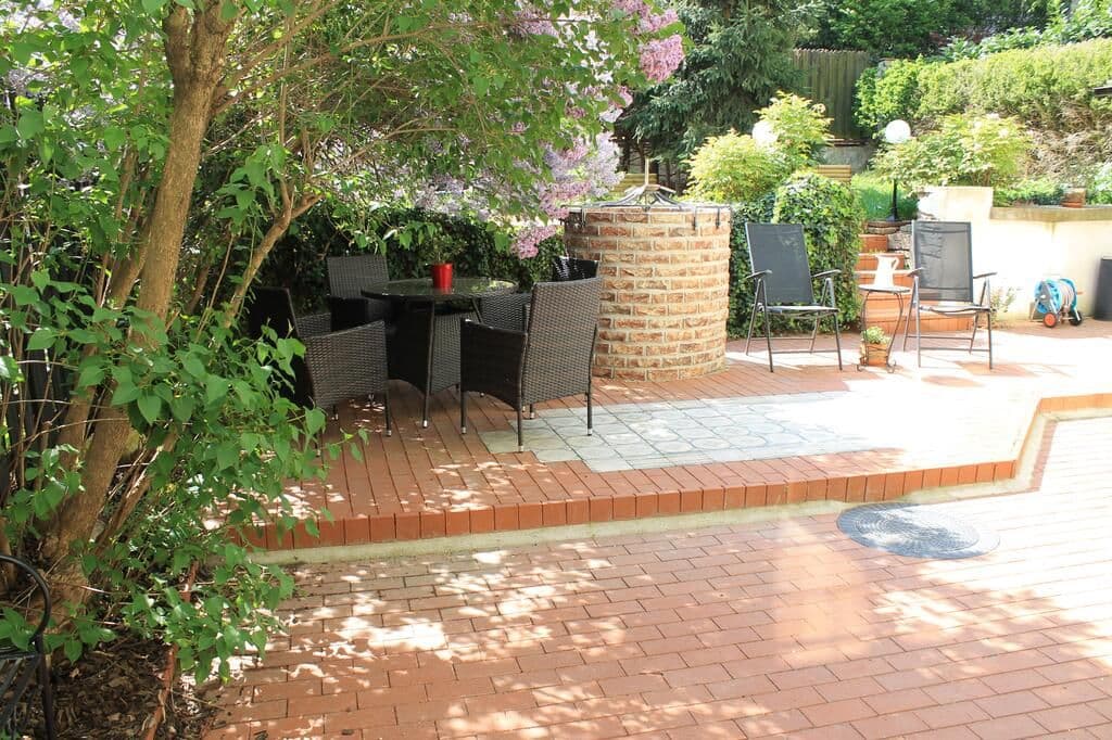Prenájom bytu 1-izbový 46 m², Šlikova, Praha, Praha Prenájom bytu 1-izbový 46 m², Šlikova, Praha, Praha