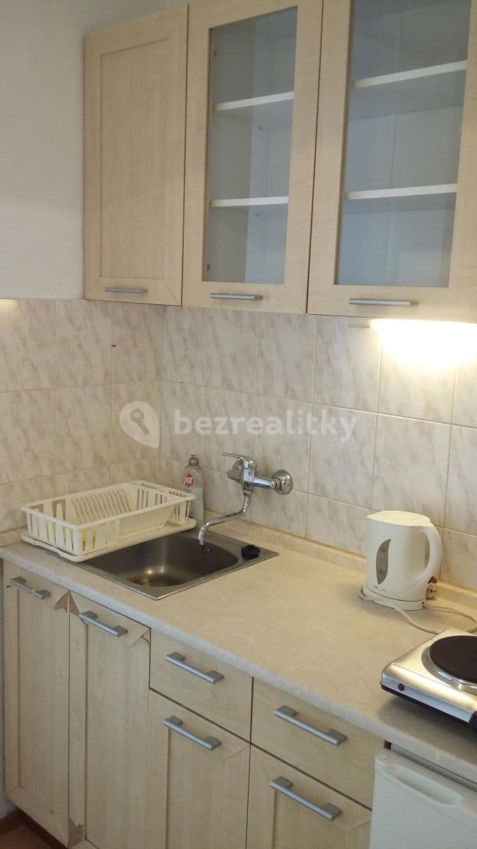 Prenájom bytu 1-izbový 32 m², Ke Krči, Praha, Praha Prenájom bytu 1-izbový 32 m², Ke Krči, Praha, Praha