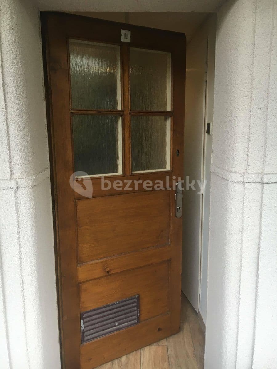 Prenájom bytu 2-izbový 62 m², Na Vlnovce, Ústí nad Labem, Ústecký kraj Prenájom bytu 2-izbový 62 m², Na Vlnovce, Ústí nad Labem, Ústecký kraj