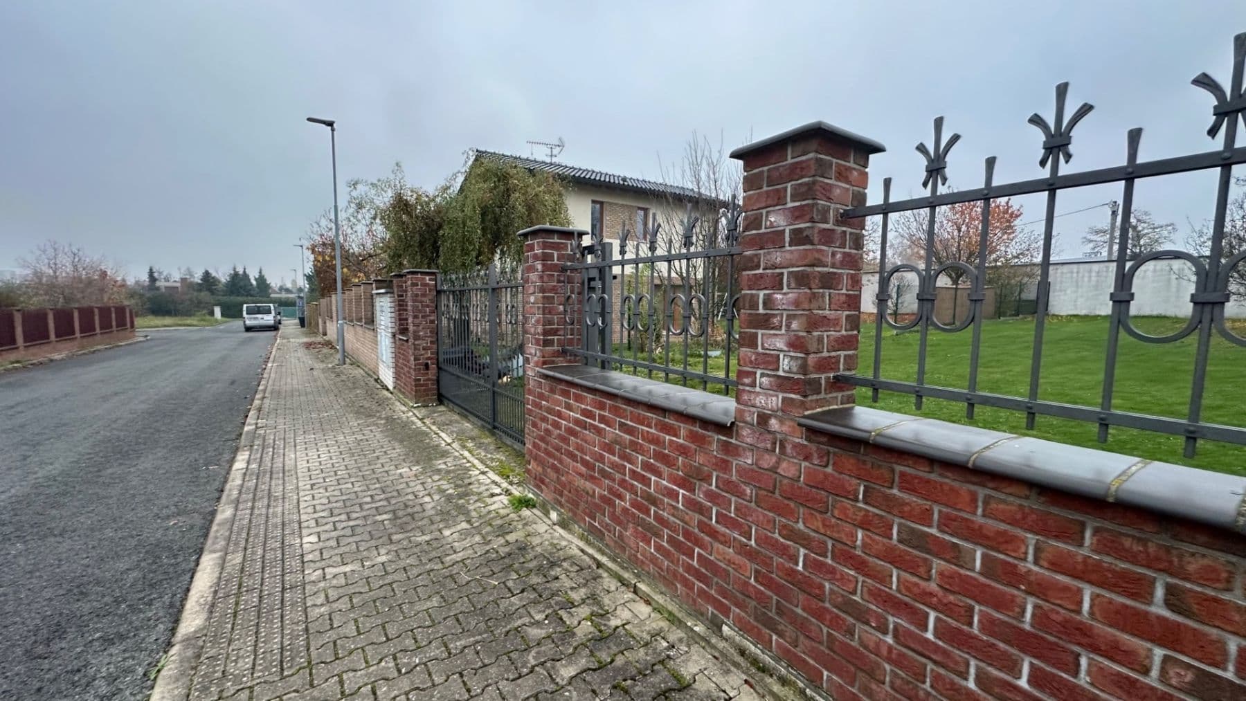 Predaj pozemku 853 m², Jiřího Koláře, Kladno, Středočeský kraj Predaj pozemku 853 m², Jiřího Koláře, Kladno, Středočeský kraj