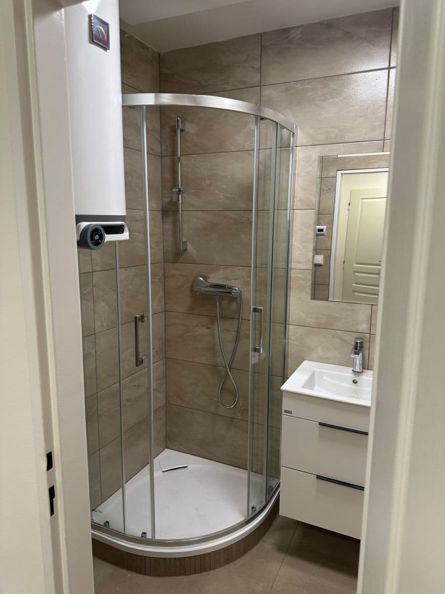 Prenájom bytu 1-izbový 33 m², Reynkova, Havlíčkův Brod, Kraj Vysočina Prenájom bytu 1-izbový 33 m², Reynkova, Havlíčkův Brod, Kraj Vysočina