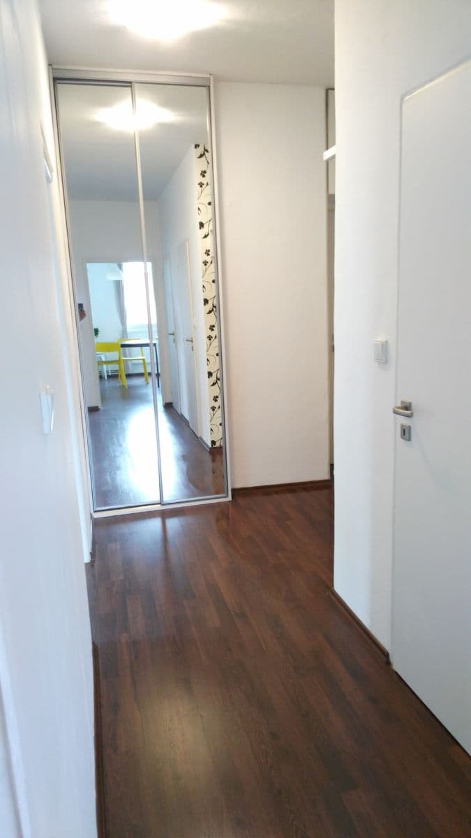 Prenájom bytu 2-izbový 53 m², Kremličkova, Praha, Praha Prenájom bytu 2-izbový 53 m², Kremličkova, Praha, Praha