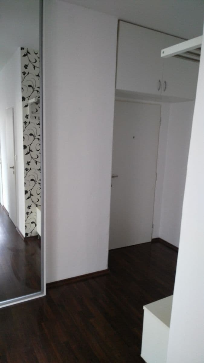 Prenájom bytu 2-izbový 53 m², Kremličkova, Praha, Praha Prenájom bytu 2-izbový 53 m², Kremličkova, Praha, Praha