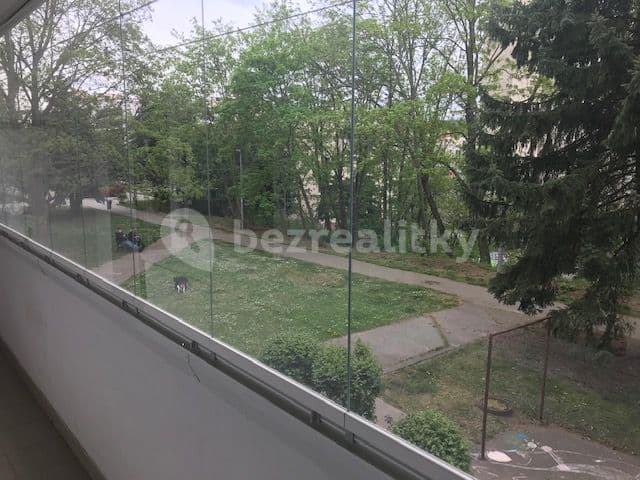 Prenájom bytu 1-izbový 42 m², Hennerova, Praha, Praha Prenájom bytu 1-izbový 42 m², Hennerova, Praha, Praha