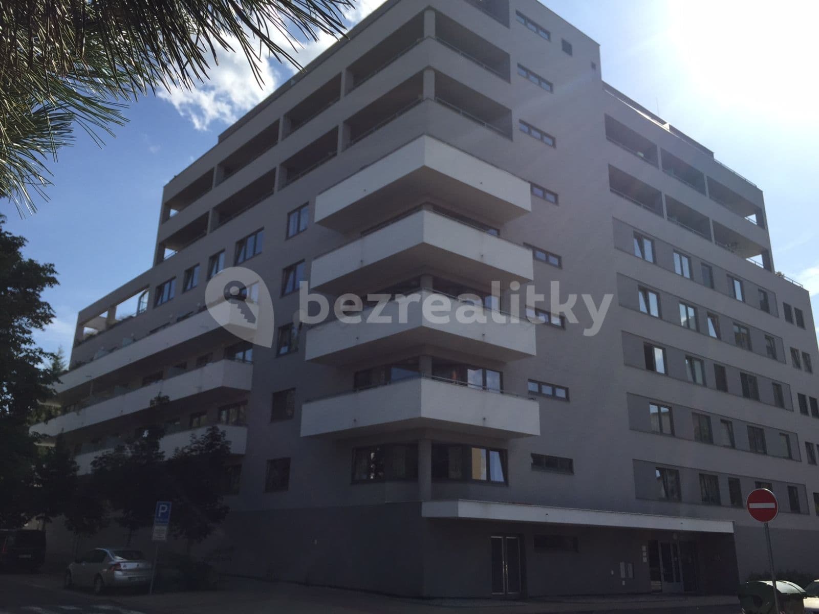 Prenájom bytu 1-izbový 27 m², Frýdecká, Praha, Praha Prenájom bytu 1-izbový 27 m², Frýdecká, Praha, Praha