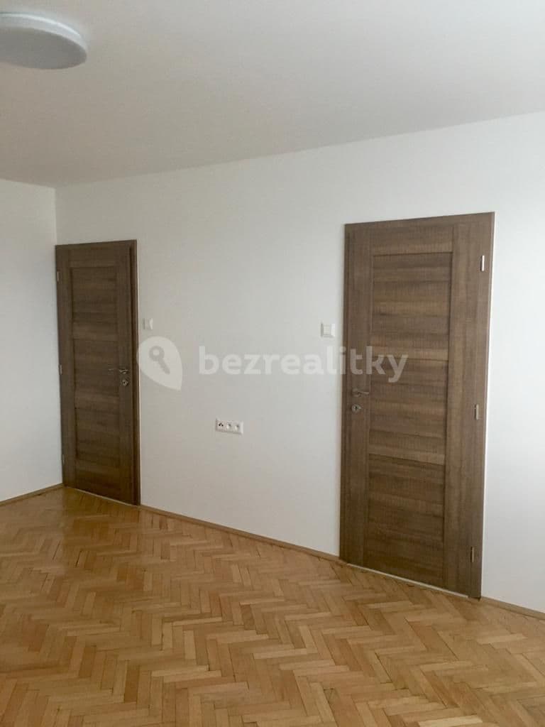 Prenájom bytu 2-izbový 54 m², Kubánské náměstí, Praha, Praha Prenájom bytu 2-izbový 54 m², Kubánské náměstí, Praha, Praha