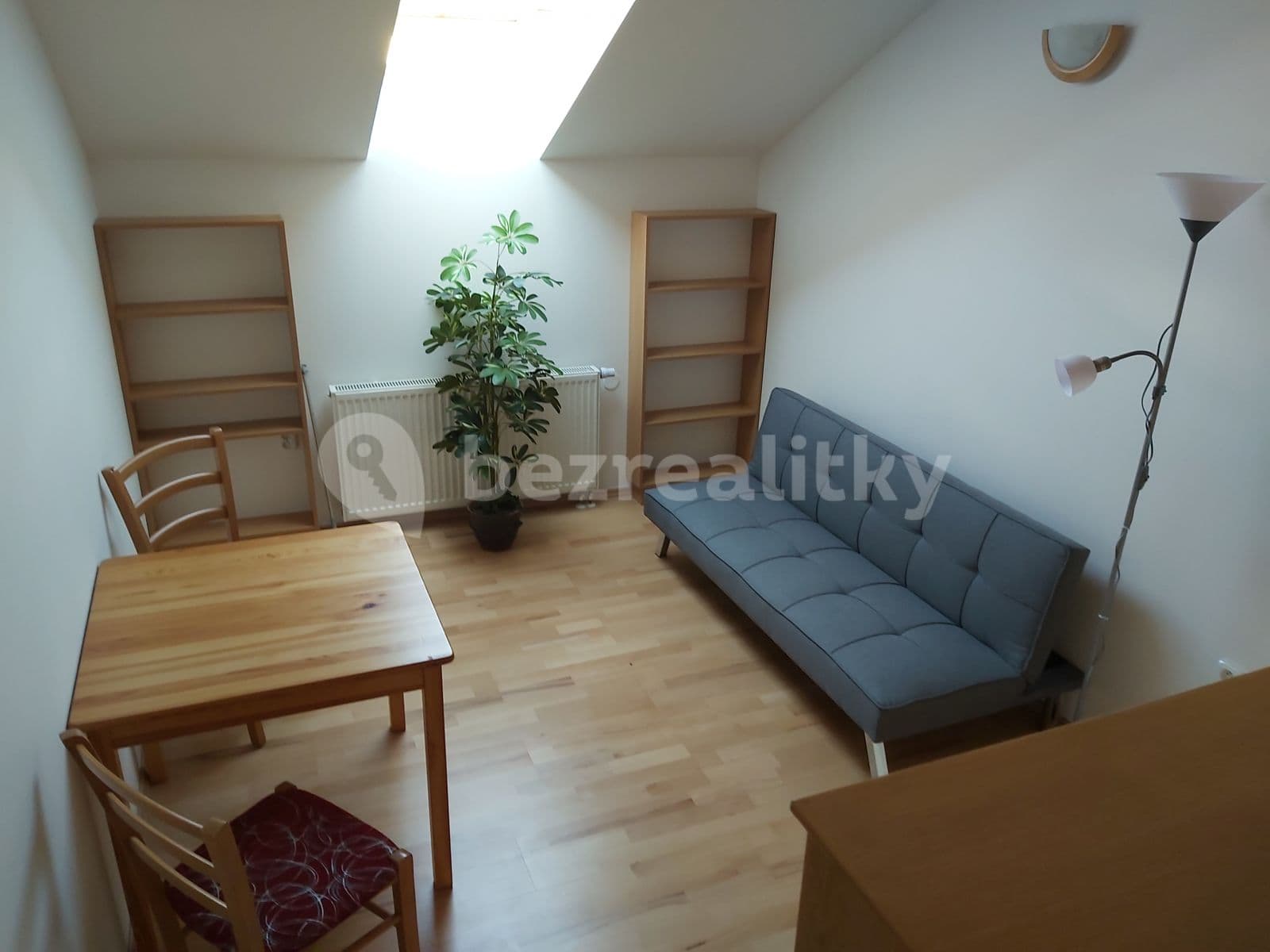 Prenájom bytu 2-izbový 45 m², Americká, Praha, Praha Prenájom bytu 2-izbový 45 m², Americká, Praha, Praha