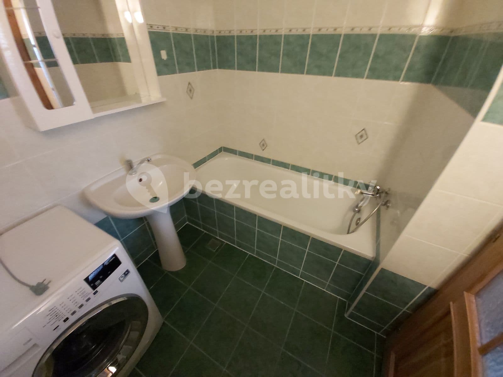 Prenájom bytu 2-izbový 45 m², Americká, Praha, Praha Prenájom bytu 2-izbový 45 m², Americká, Praha, Praha