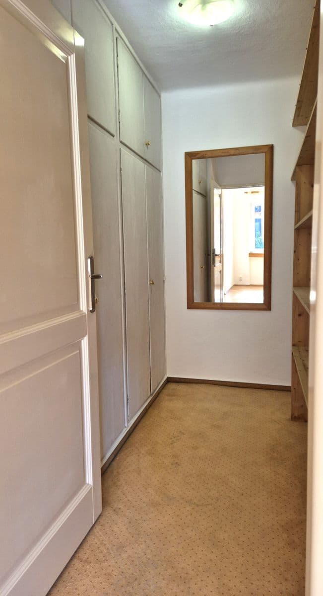 Prenájom bytu 3-izbový 70 m², Ambrožova, Praha, Praha Prenájom bytu 3-izbový 70 m², Ambrožova, Praha, Praha