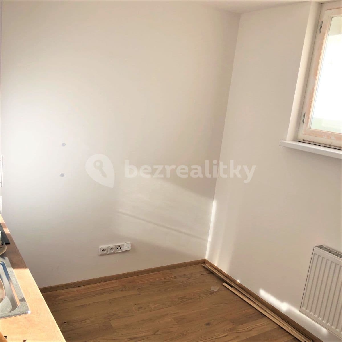 Prenájom bytu Garsoniéra 15 m², Moskevská, Praha, Praha Prenájom bytu Garsoniéra 15 m², Moskevská, Praha, Praha