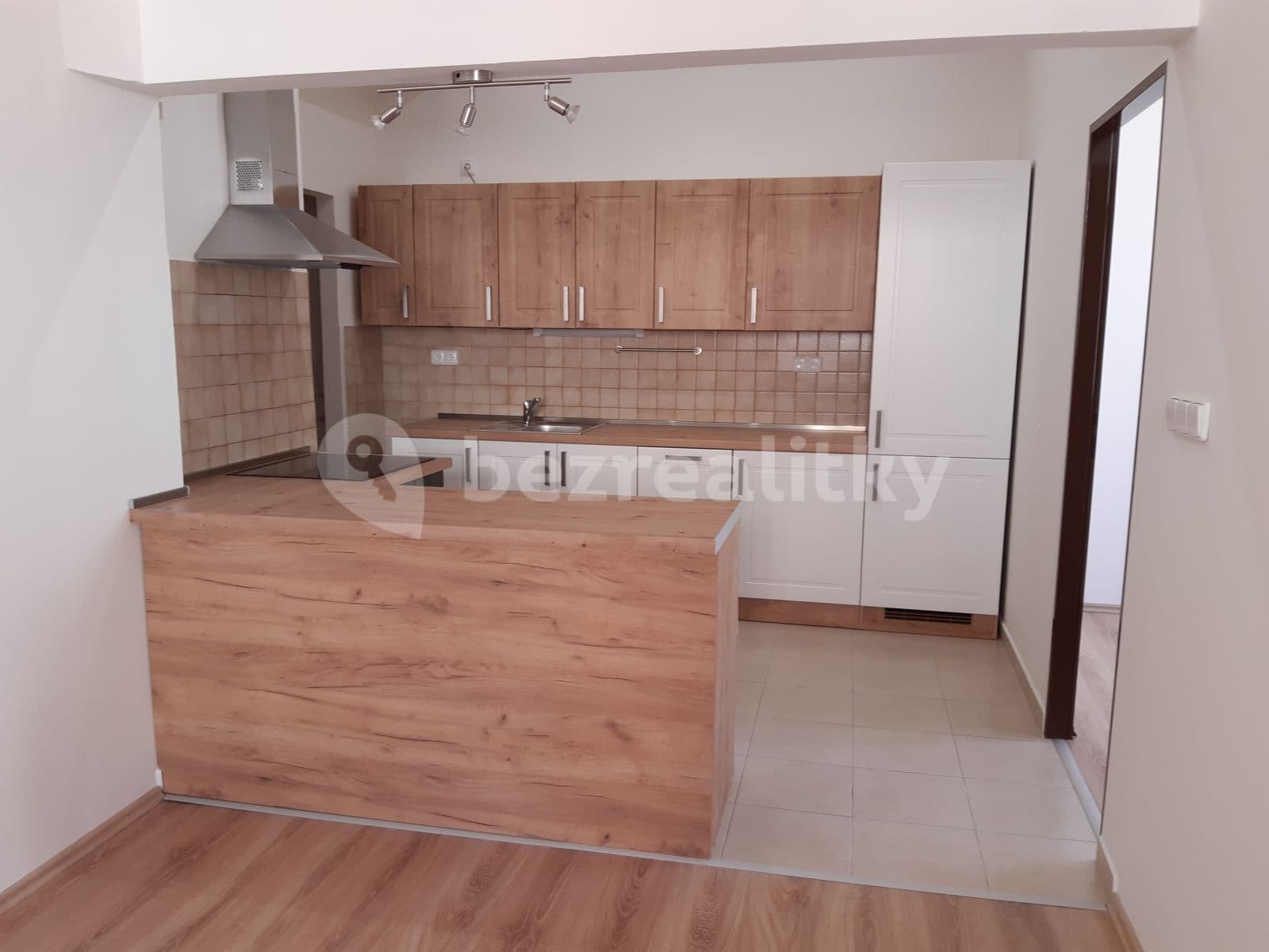 Prenájom bytu 3-izbový 70 m², Brožíkova, Praha, Praha Prenájom bytu 3-izbový 70 m², Brožíkova, Praha, Praha
