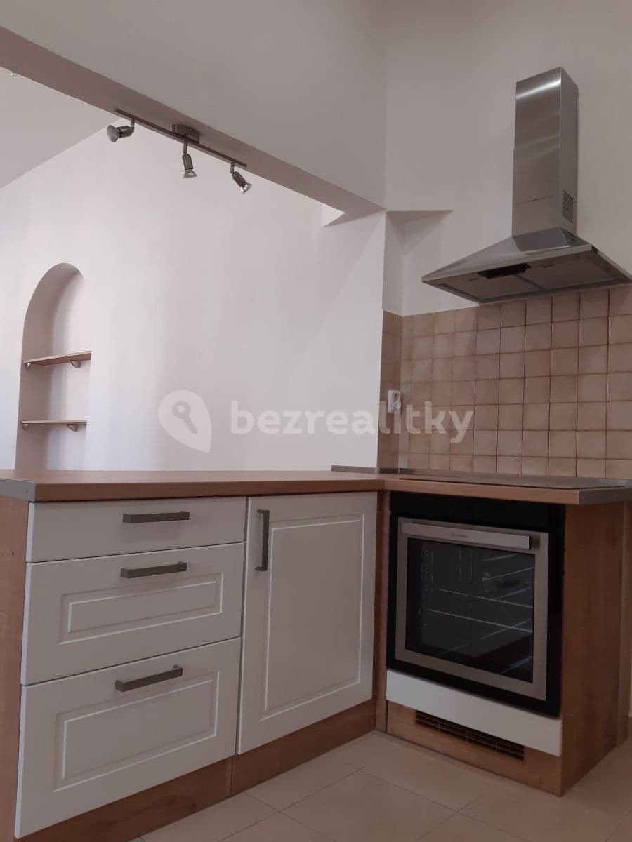 Prenájom bytu 3-izbový 70 m², Brožíkova, Praha, Praha Prenájom bytu 3-izbový 70 m², Brožíkova, Praha, Praha