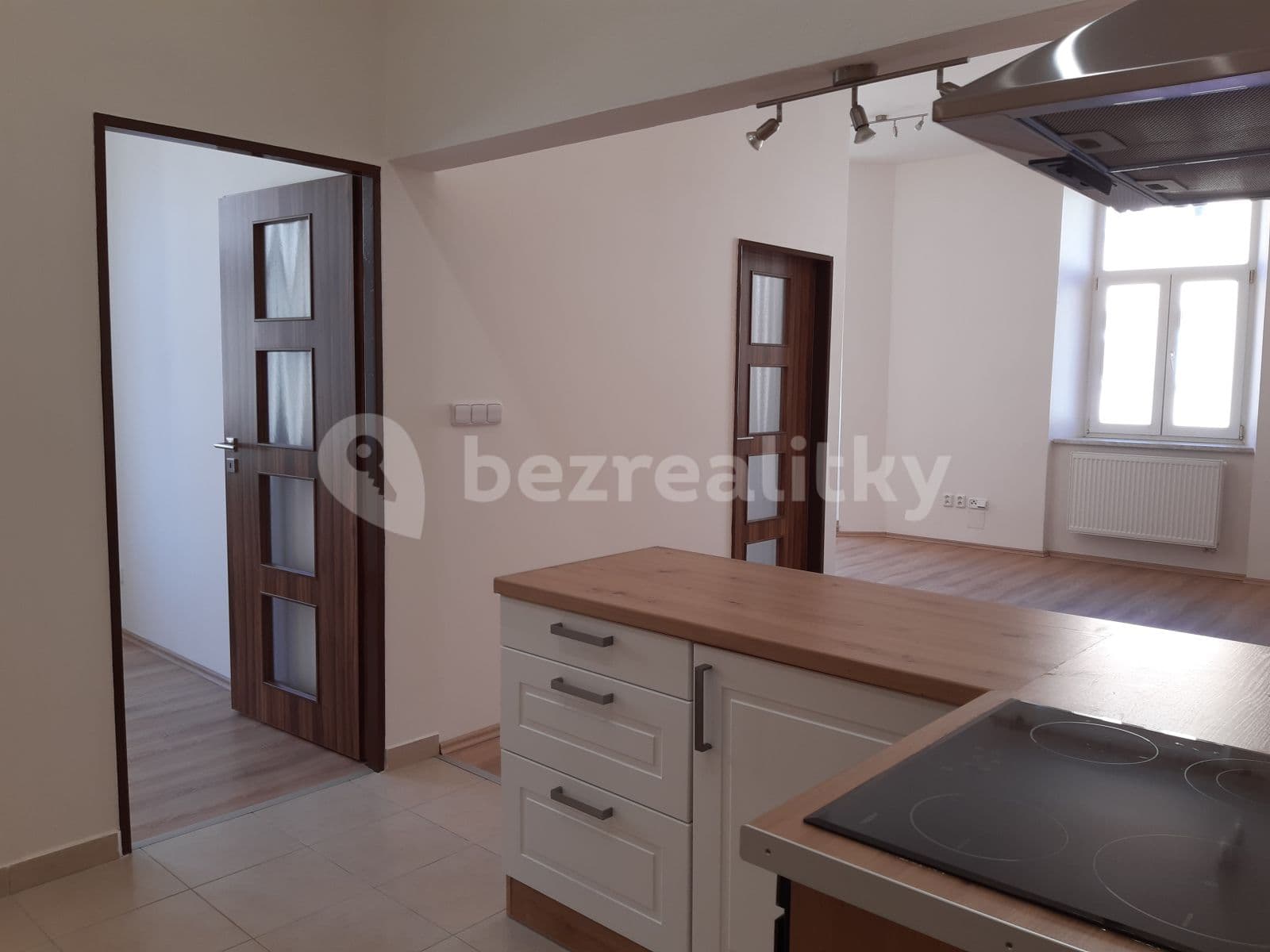 Prenájom bytu 3-izbový 70 m², Brožíkova, Praha, Praha Prenájom bytu 3-izbový 70 m², Brožíkova, Praha, Praha
