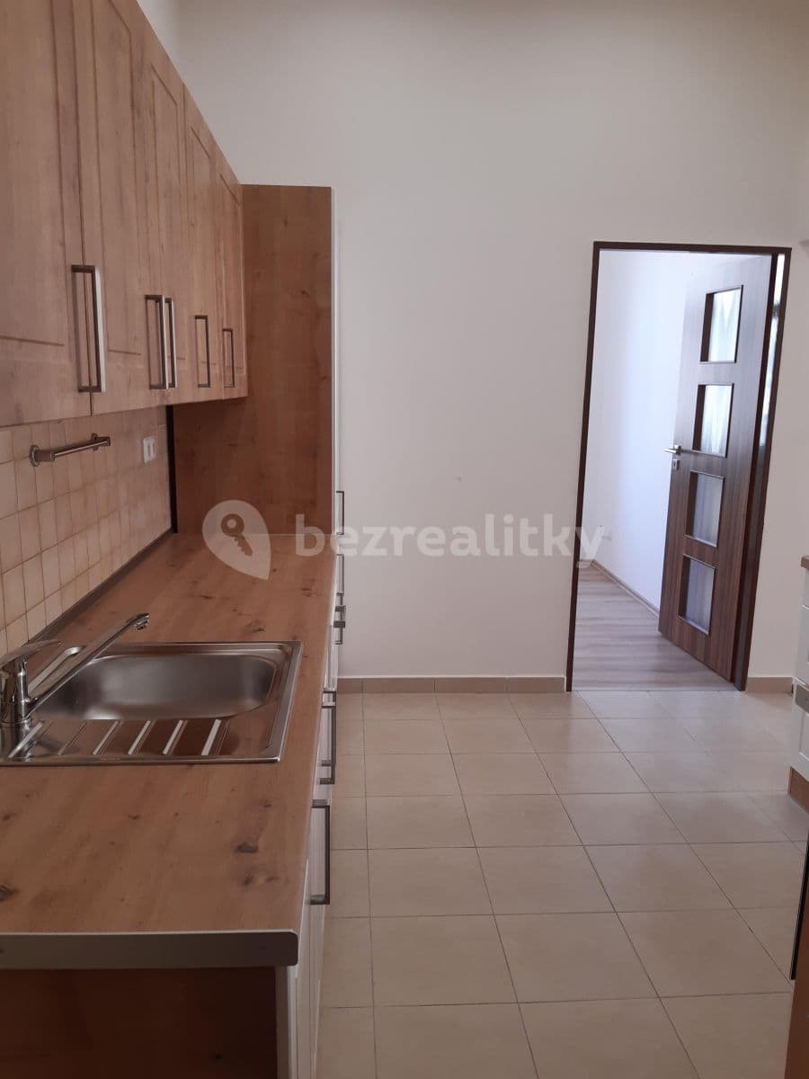 Prenájom bytu 3-izbový 70 m², Brožíkova, Praha, Praha Prenájom bytu 3-izbový 70 m², Brožíkova, Praha, Praha