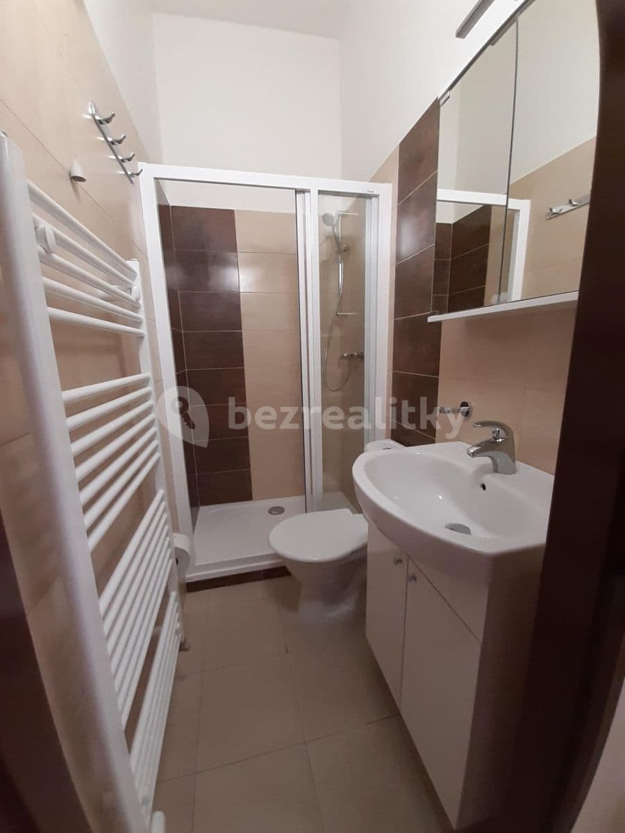 Prenájom bytu 3-izbový 70 m², Brožíkova, Praha, Praha Prenájom bytu 3-izbový 70 m², Brožíkova, Praha, Praha