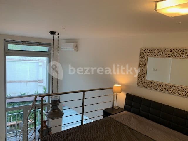 Prenájom bytu 2-izbový 55 m², U Libeňského pivovaru, Praha, Praha Prenájom bytu 2-izbový 55 m², U Libeňského pivovaru, Praha, Praha