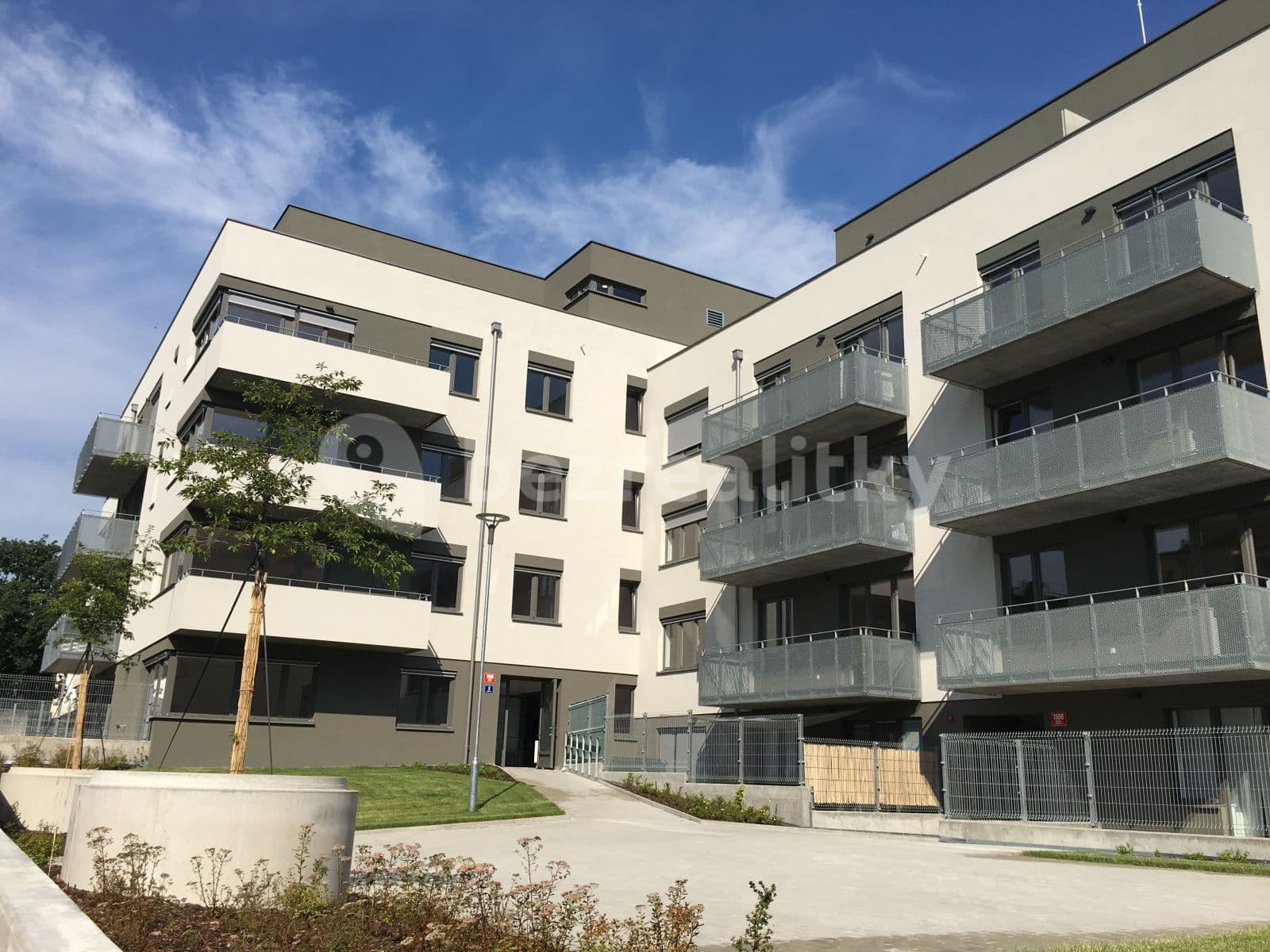Prenájom bytu 2-izbový 60 m², Hadovitá, Praha, Praha Prenájom bytu 2-izbový 60 m², Hadovitá, Praha, Praha