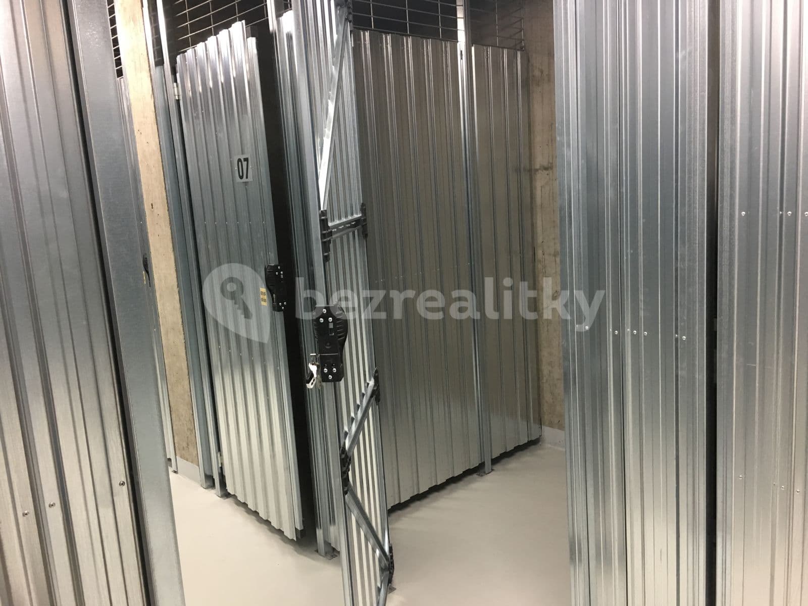 Prenájom bytu 2-izbový 60 m², Hadovitá, Praha, Praha Prenájom bytu 2-izbový 60 m², Hadovitá, Praha, Praha