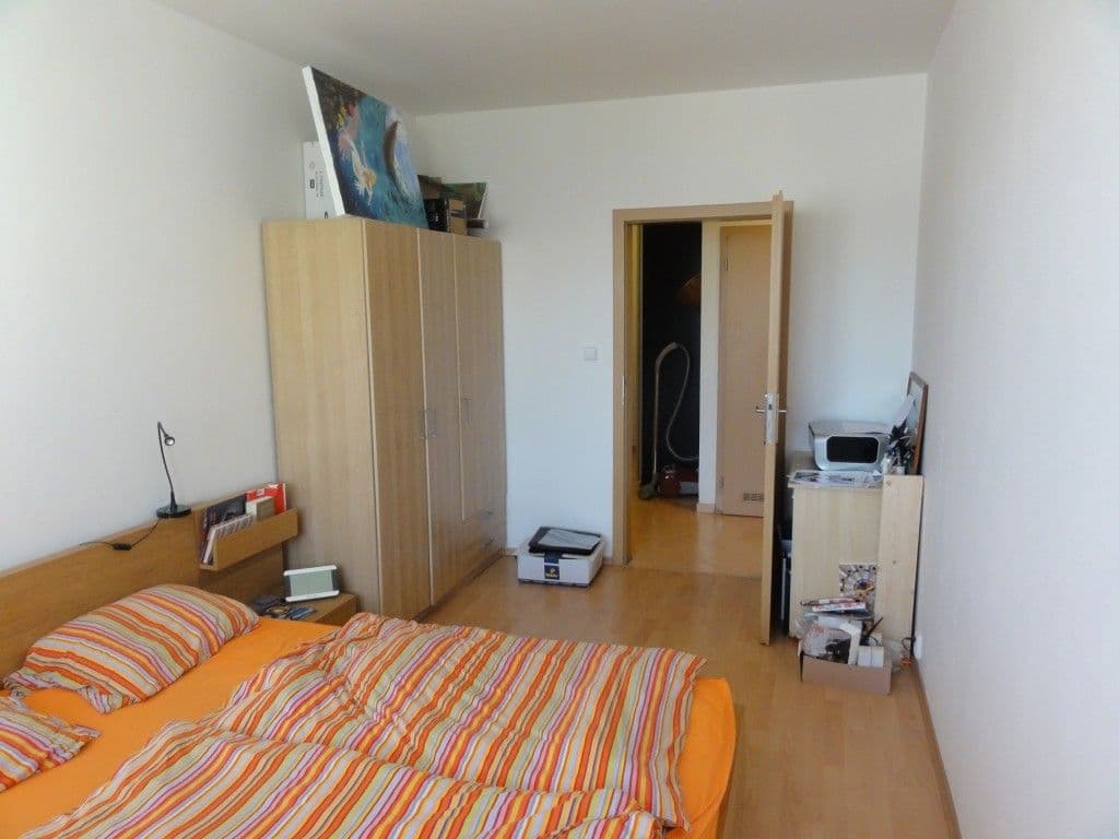 Prenájom bytu 2-izbový 56 m², Rižská, Praha, Praha Prenájom bytu 2-izbový 56 m², Rižská, Praha, Praha