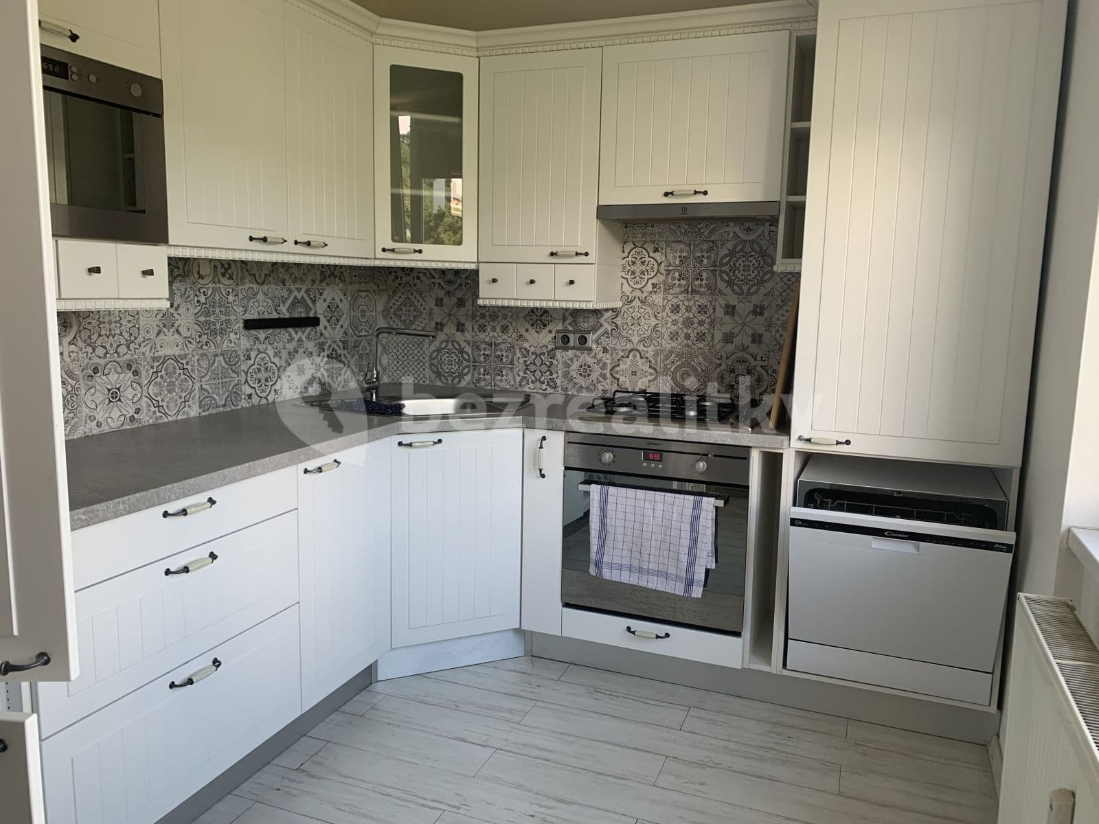 Prenájom bytu 2-izbový 53 m², Zelenečská, Praha, Praha Prenájom bytu 2-izbový 53 m², Zelenečská, Praha, Praha