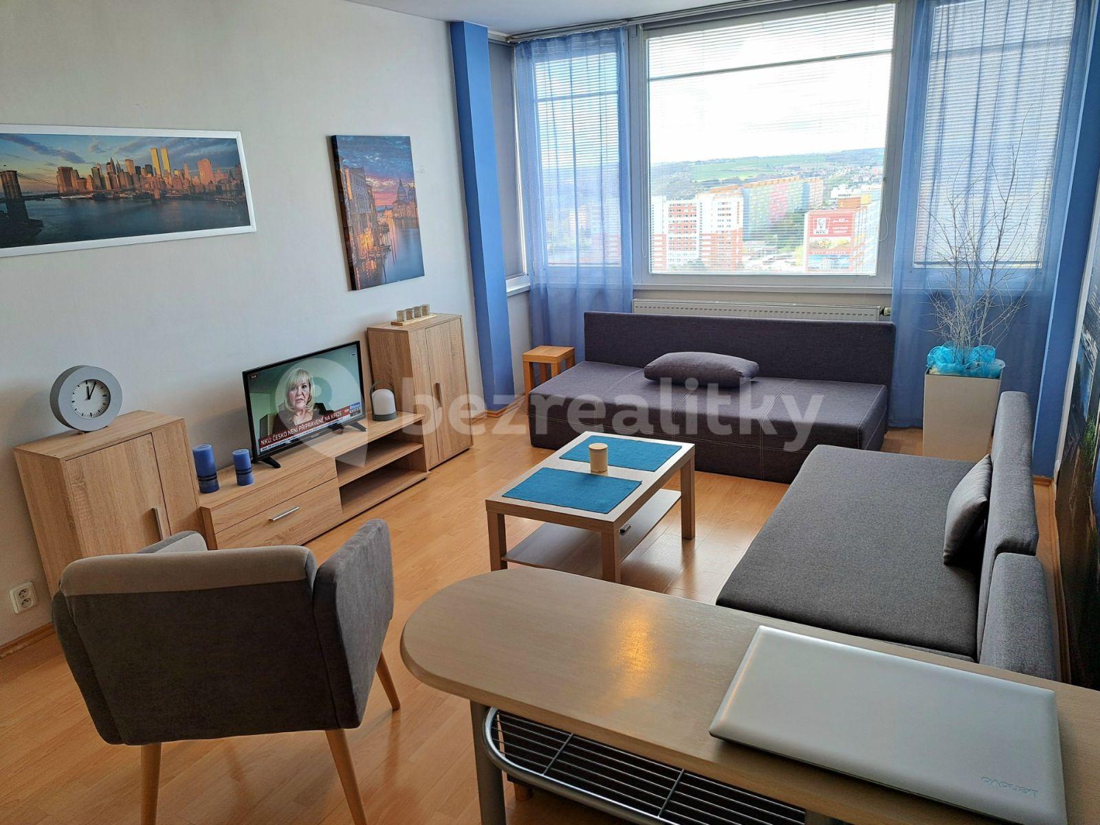 Prenájom bytu 2-izbový 37 m², Olštýnská, Praha, Praha