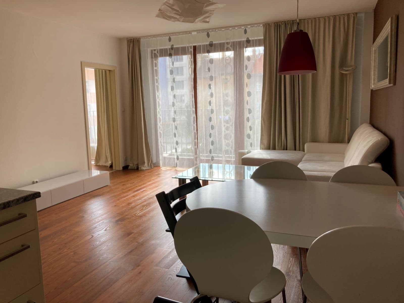 Prenájom bytu 2-izbový 55 m², V Háji, Praha, Praha Prenájom bytu 2-izbový 55 m², V Háji, Praha, Praha