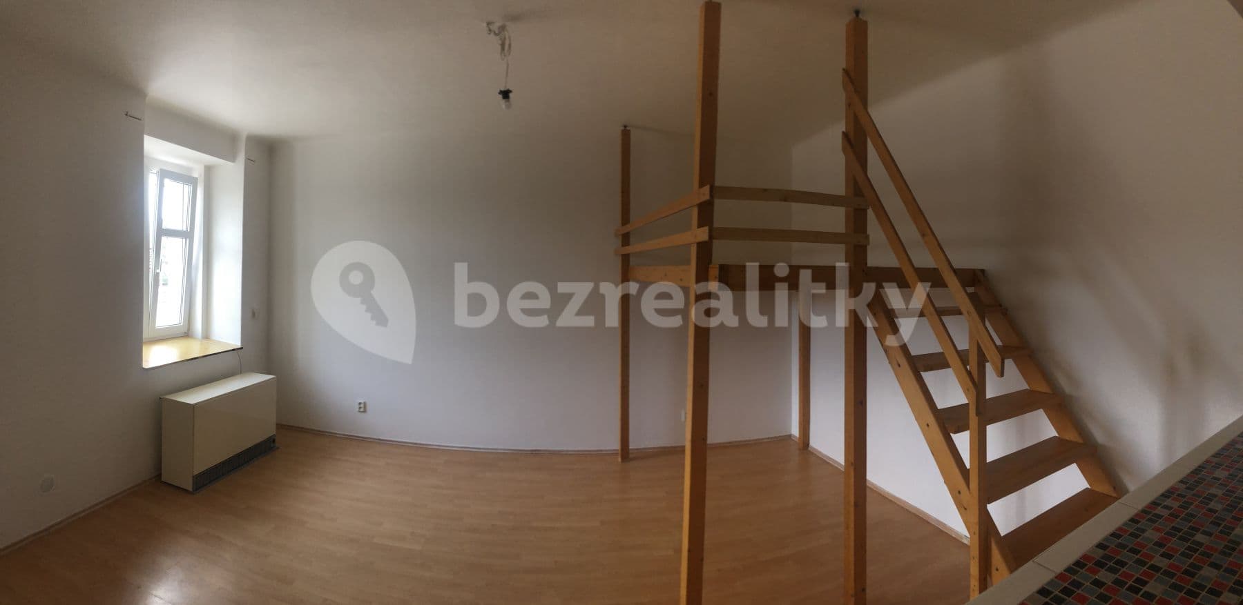 Prenájom bytu 1-izbový 29 m², Na pískách, Praha, Praha Prenájom bytu 1-izbový 29 m², Na pískách, Praha, Praha