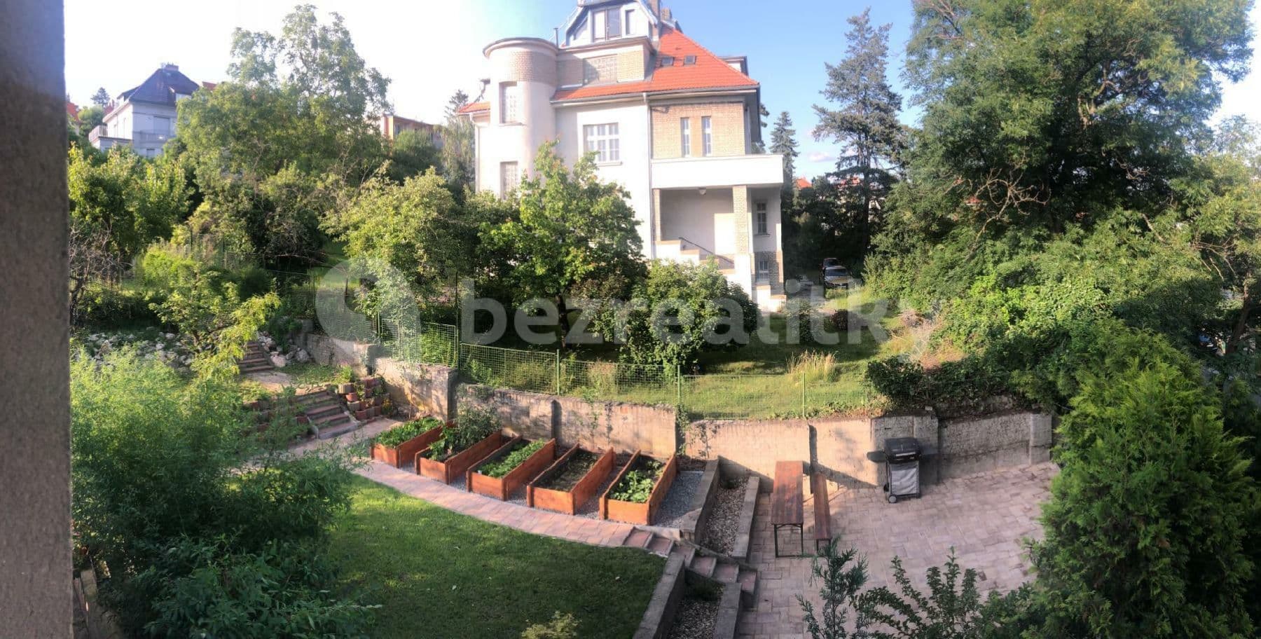 Prenájom bytu 1-izbový 29 m², Na pískách, Praha, Praha Prenájom bytu 1-izbový 29 m², Na pískách, Praha, Praha