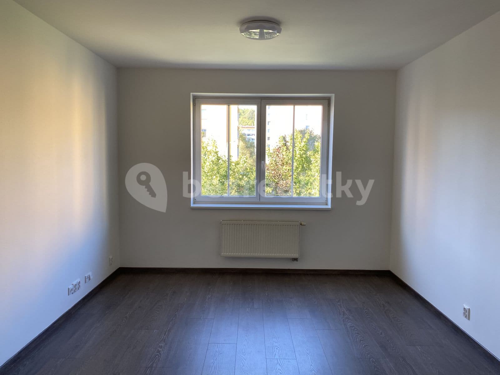Prenájom bytu 2-izbový 60 m², Ježovská, Praha, Praha Prenájom bytu 2-izbový 60 m², Ježovská, Praha, Praha