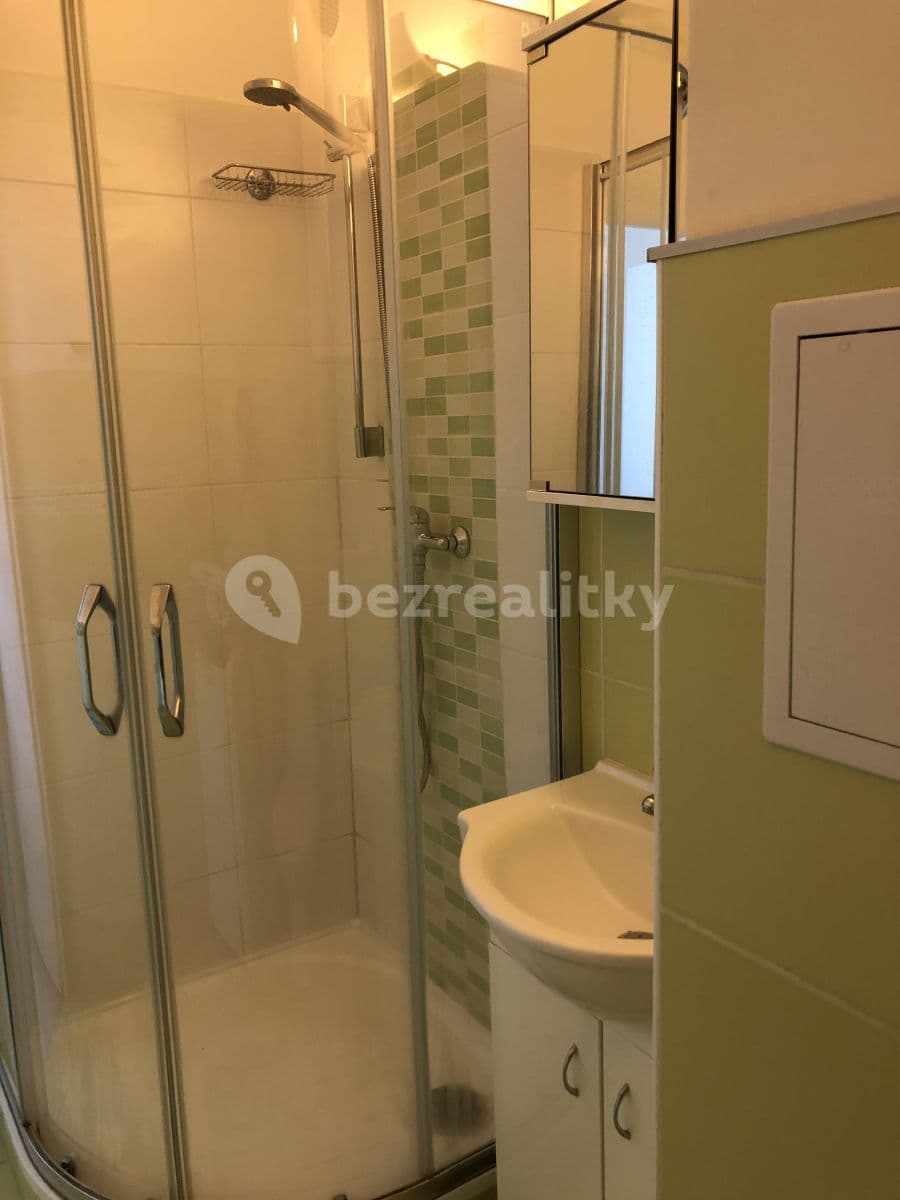 Prenájom bytu 2-izbový 56 m², Tupolevova, Praha, Praha Prenájom bytu 2-izbový 56 m², Tupolevova, Praha, Praha