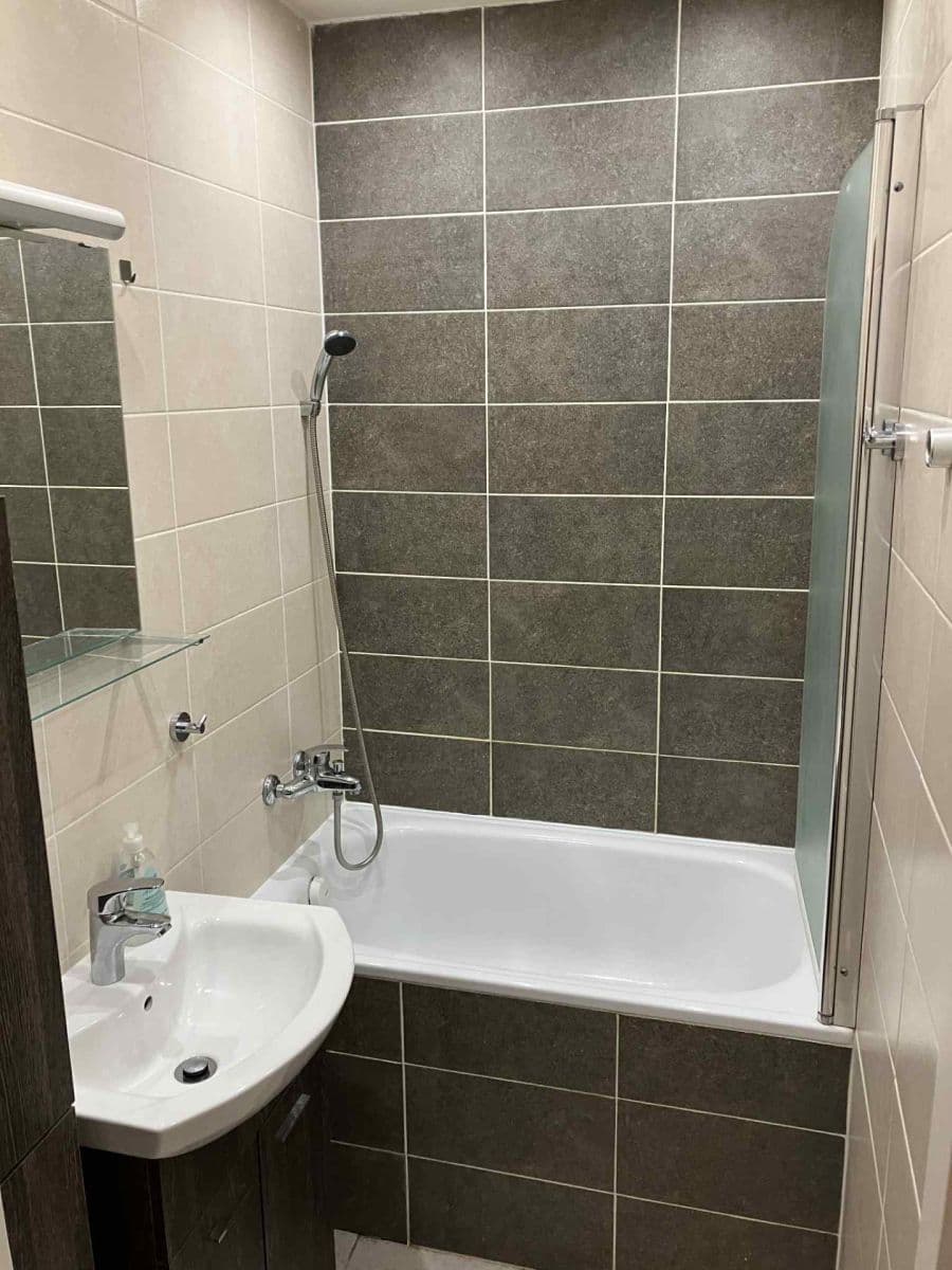 Prenájom bytu 2-izbový 46 m², Sezemínská, Praha, Praha Prenájom bytu 2-izbový 46 m², Sezemínská, Praha, Praha