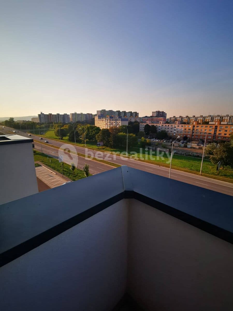Prenájom bytu 1-izbový 29 m², Zuzany Chalupovej, Petržalka, Bratislavský kraj Prenájom bytu 1-izbový 29 m², Zuzany Chalupovej, Petržalka, Bratislavský kraj