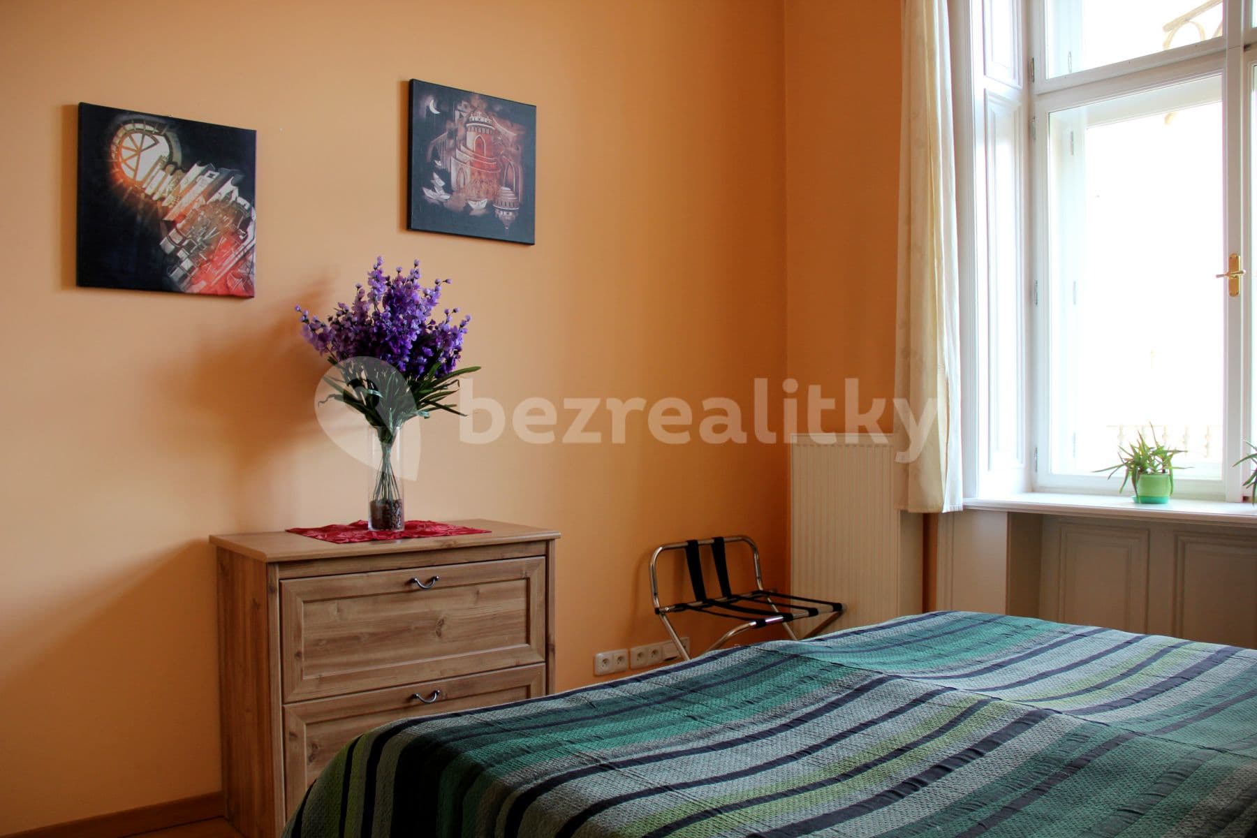 Prenájom bytu 2-izbový 57 m², Opletalova, Praha, Praha Prenájom bytu 2-izbový 57 m², Opletalova, Praha, Praha