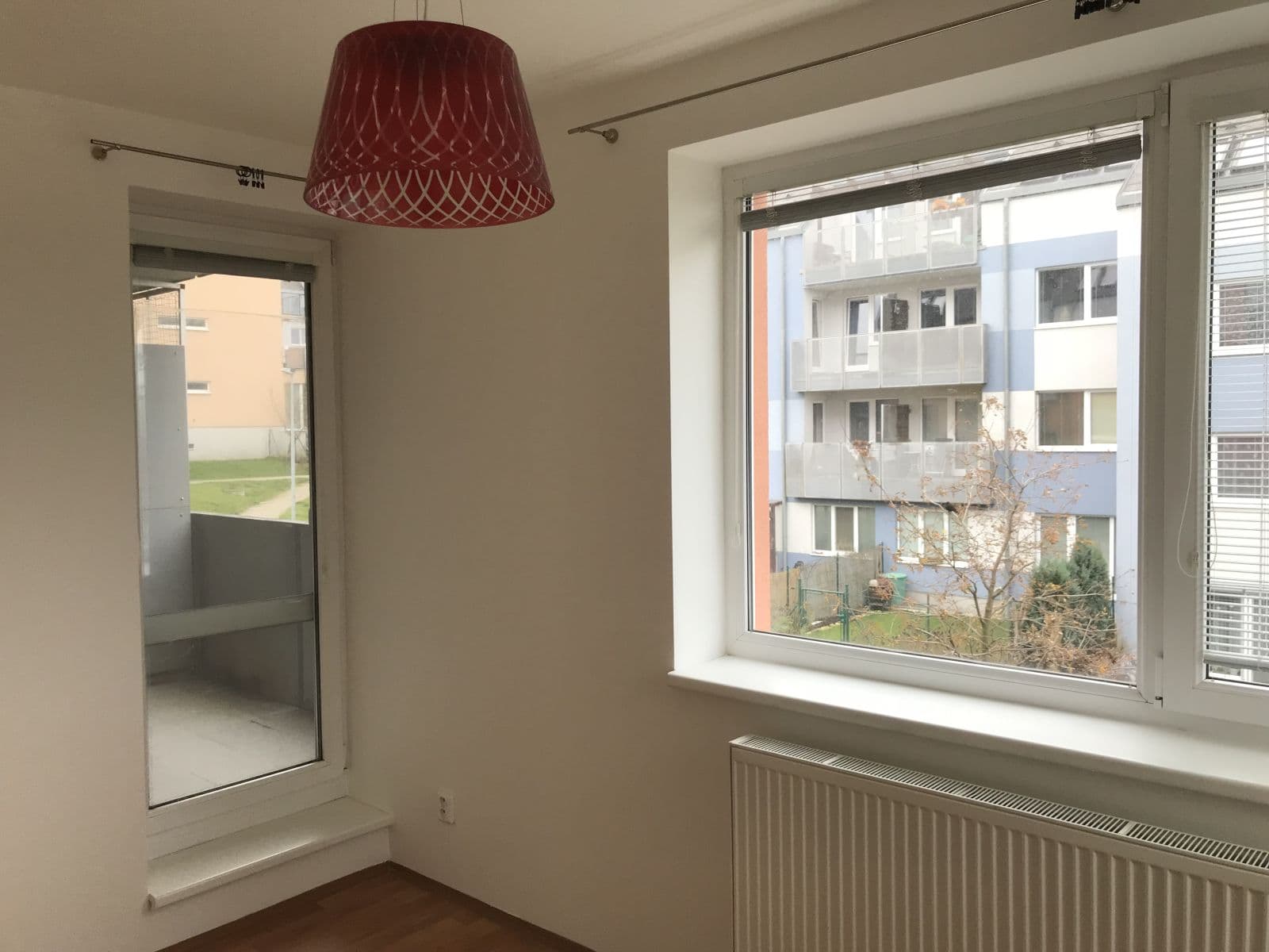 Prenájom bytu 3-izbový 56 m², Herlíkovická, Praha, Praha Prenájom bytu 3-izbový 56 m², Herlíkovická, Praha, Praha