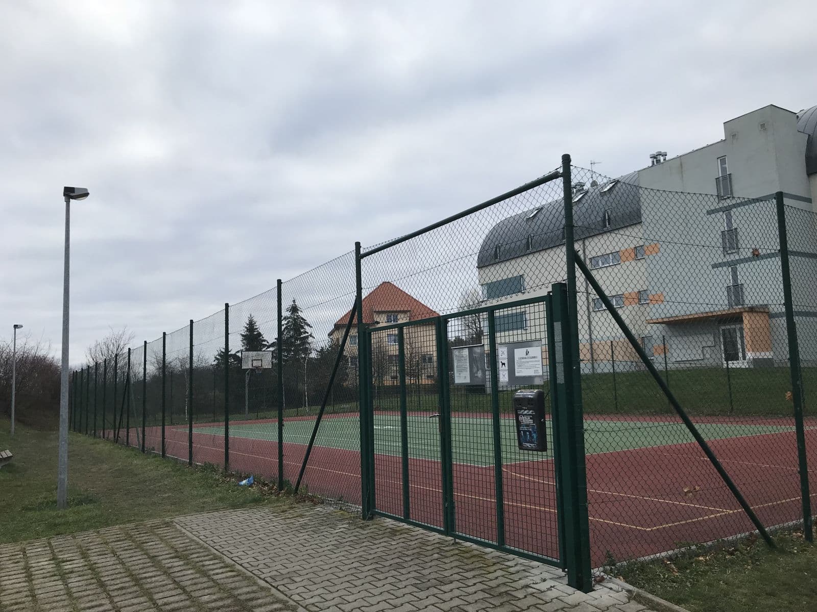 Prenájom bytu 3-izbový 56 m², Herlíkovická, Praha, Praha Prenájom bytu 3-izbový 56 m², Herlíkovická, Praha, Praha