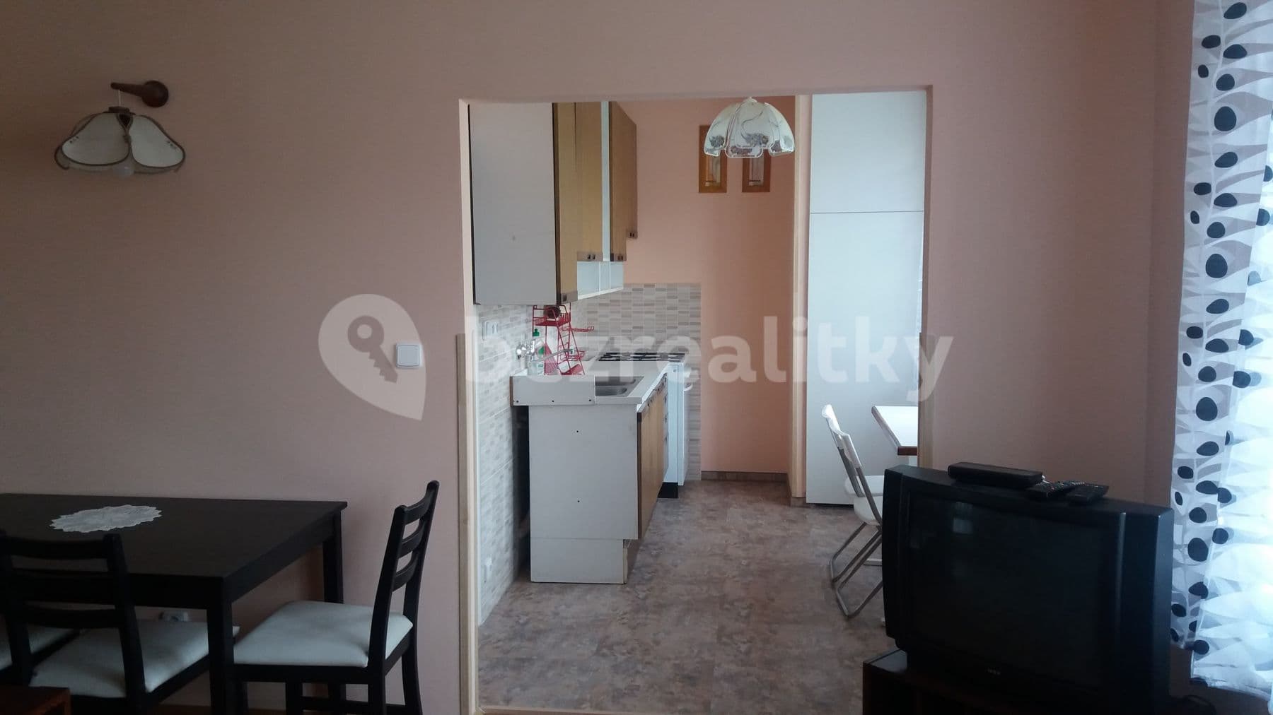 Prenájom bytu 2-izbový 57 m², 1. Máje, Habartov, Karlovarský kraj Prenájom bytu 2-izbový 57 m², 1. Máje, Habartov, Karlovarský kraj