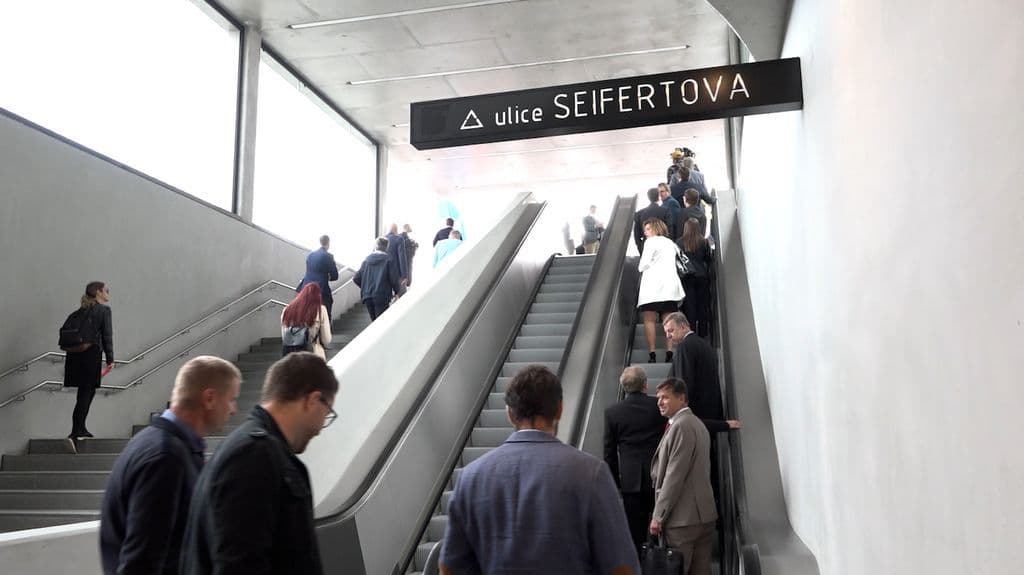 Prenájom bytu 2-izbový 65 m², Krásova, Praha, Praha Prenájom bytu 2-izbový 65 m², Krásova, Praha, Praha