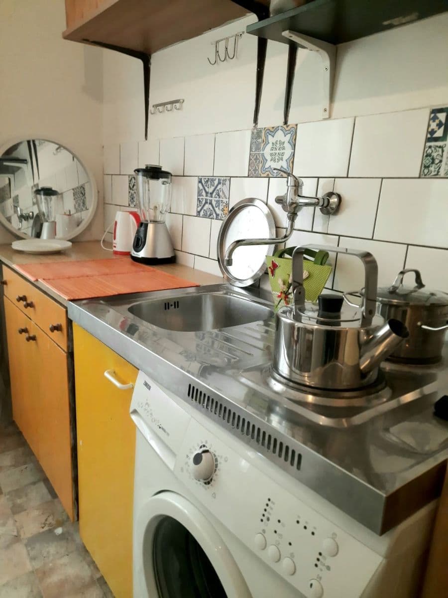 Prenájom bytu 2-izbový 65 m², Krásova, Praha, Praha Prenájom bytu 2-izbový 65 m², Krásova, Praha, Praha