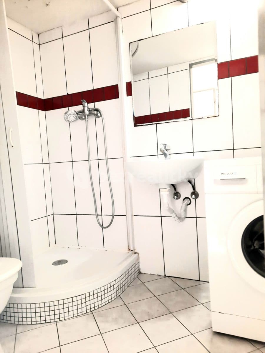 Prenájom bytu 3-izbový 59 m², Vlkova, Praha, Praha Prenájom bytu 3-izbový 59 m², Vlkova, Praha, Praha